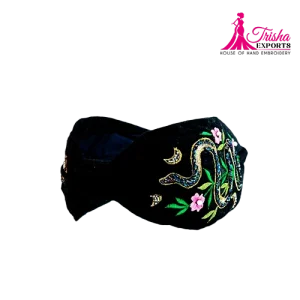 wholesaler of embroidered fashion accessories